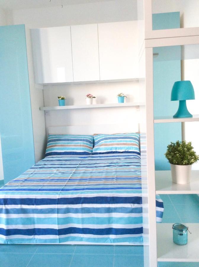Apartment On The Sea Кальяри Экстерьер фото